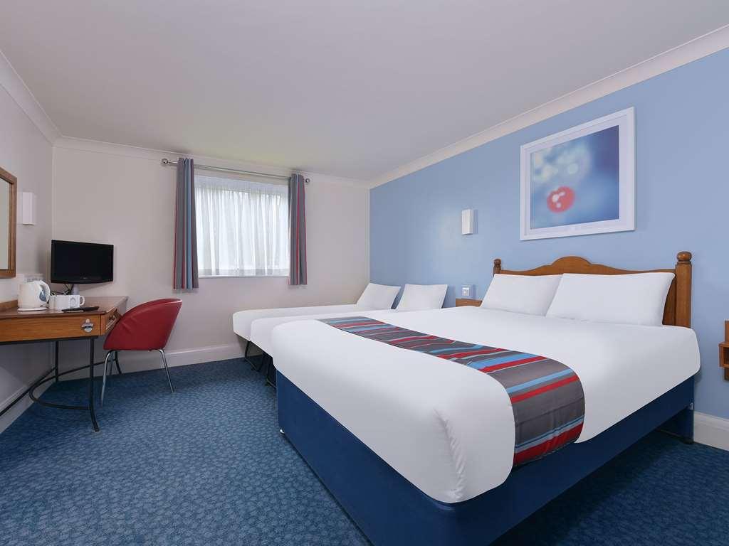 Travelodge Helensburgh Seafront Oda fotoğraf